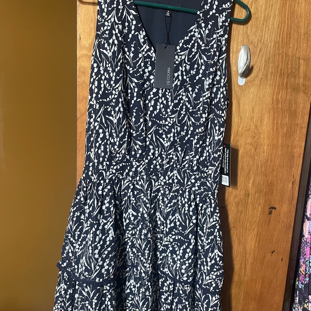 Boden Black and White V-Neck Sleeveless Midi Dress